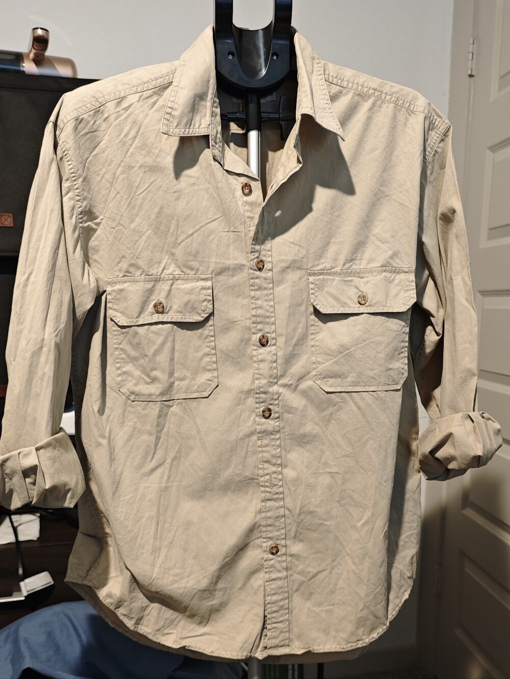 J.Crew Men's Long-Sleeve Casual Shirt with Buttoned Pockets — Khaki, Size M